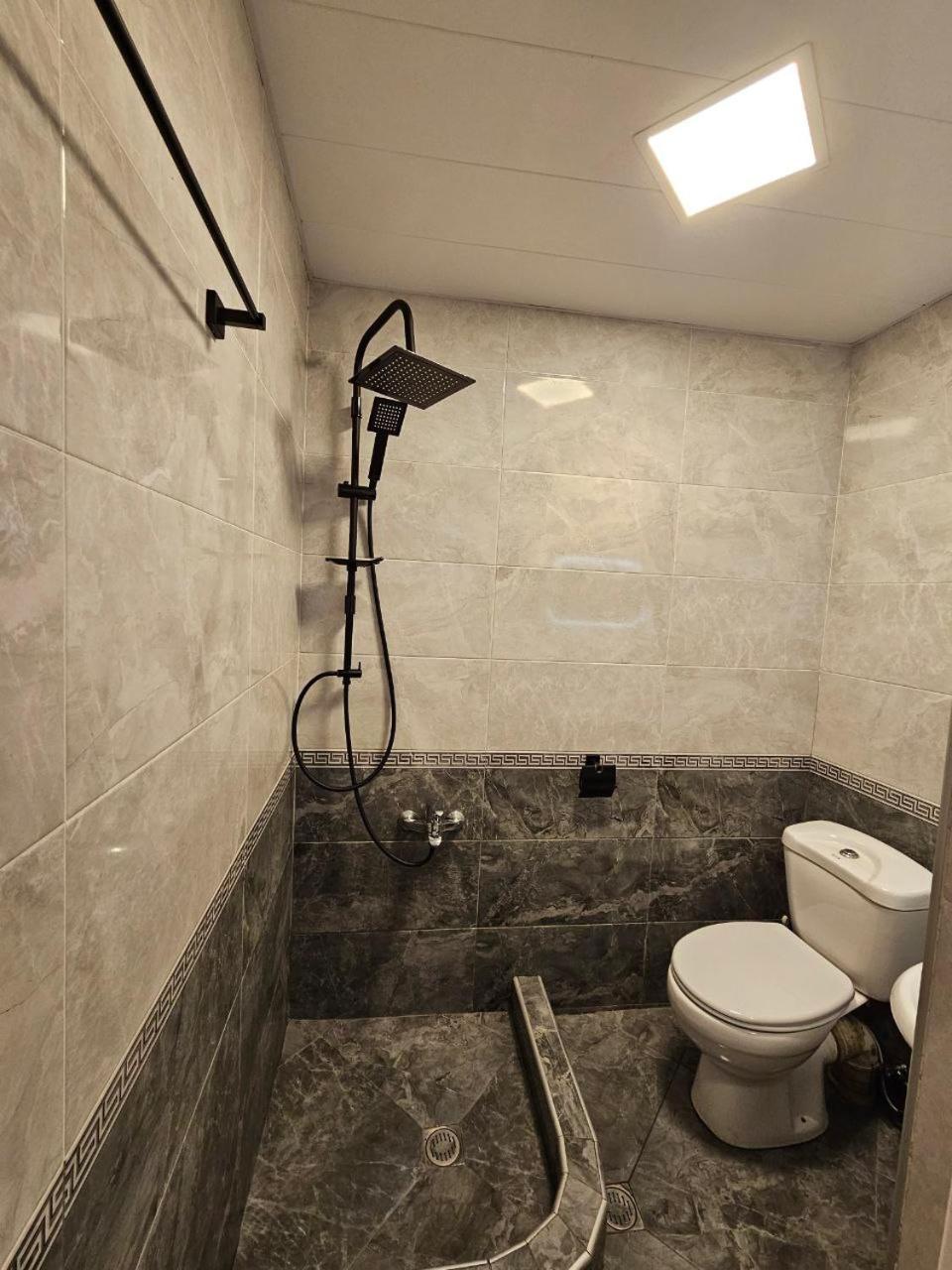 Mtx Tbilisi Apartment Екстериор снимка